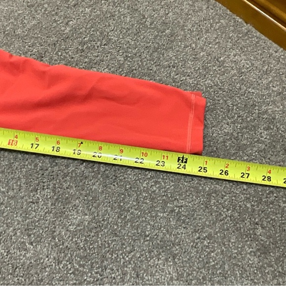 Lululemon Train Time HR Tight 25‘’ size：2 Poppy Coral - Picture 9 of 9